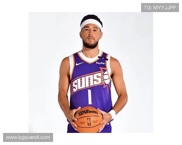 德文·布克：引领NBA未来的得分机器与领袖之路