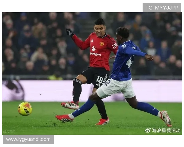 卡塞米罗的传奇之路:从巴西球场到欧洲顶级联赛的辉煌历程